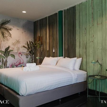 Tang House Vandrehjem Bangkok Eksteriør billede
